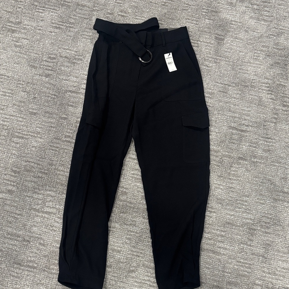 Express Women's Black Cargo Pants with Belt